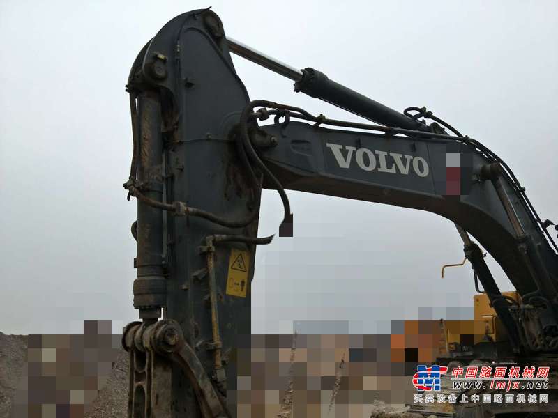 山西出售转让二手3800小时2014年沃尔沃EC380DL挖掘机