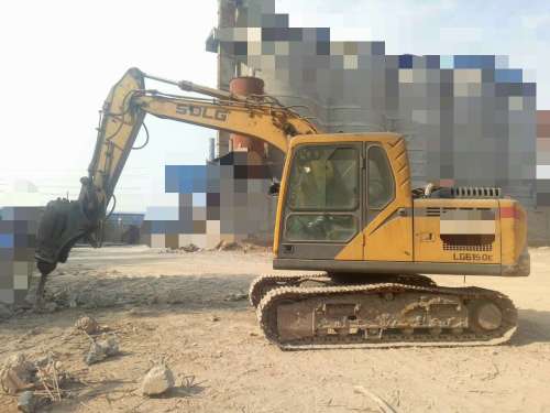 山西出售转让二手3700小时2013年临工LG6135挖掘机