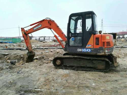 辽宁出售转让二手8000小时2008年斗山DH55挖掘机