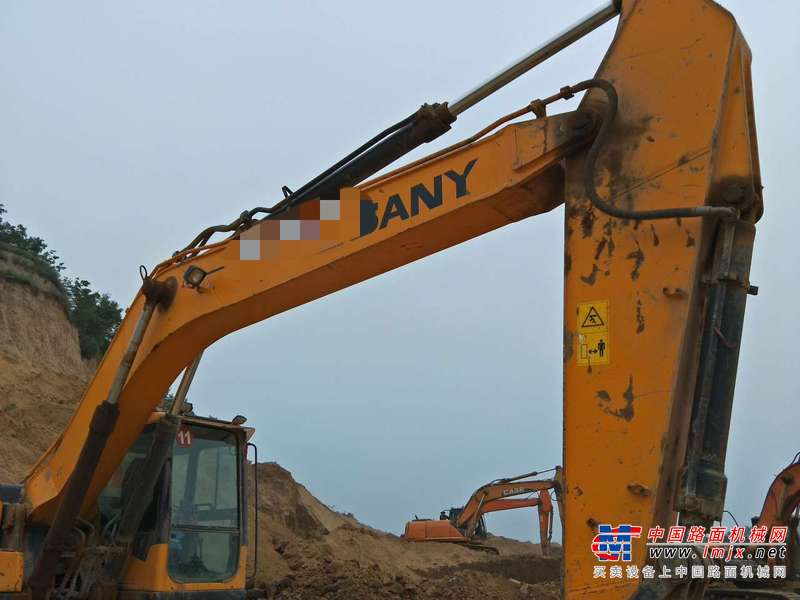 山西出售转让二手8000小时2011年三一重工SY225C挖掘机