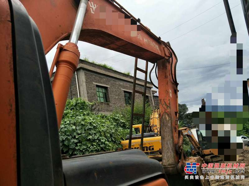 云南出售转让二手8455小时2011年日立ZX130H挖掘机