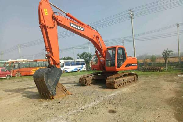 辽宁出售转让二手15000小时2007年斗山DH220LC挖掘机