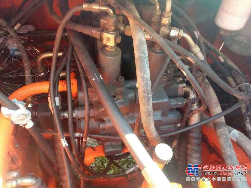 黑龙江出售转让二手9000小时2009年斗山DH220LC挖掘机