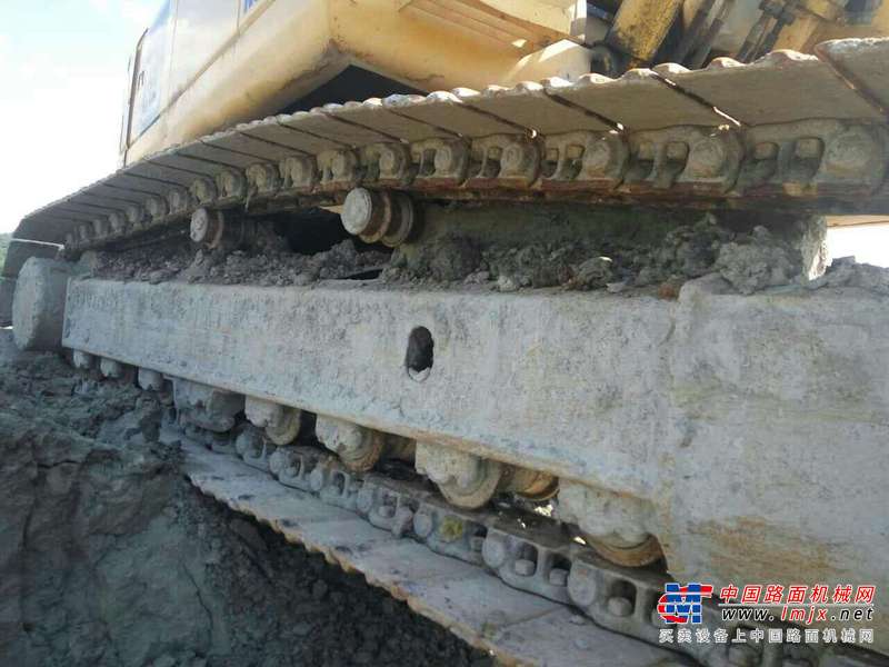 吉林出售转让二手17895小时2007年小松PC220挖掘机