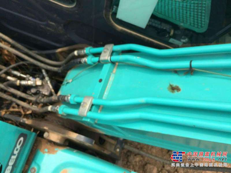 河南出售转让二手3200小时2014年神钢SK75挖掘机