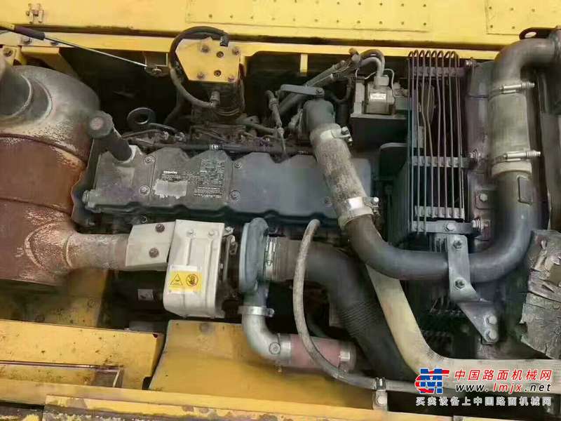 河南出售转让二手8600小时2010年小松PC200挖掘机