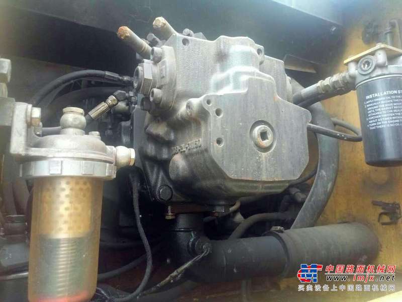 黑龙江出售转让二手12000小时2010年小松PC270LC挖掘机