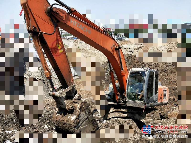 山西出售转让二手9000小时2008年日立ZX240挖掘机