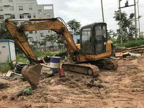 江西出售转让二手10000小时2011年福田雷沃FR65挖掘机