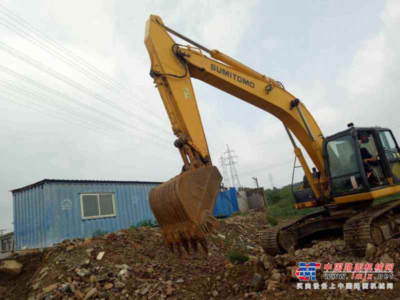 辽宁出售转让二手6000小时2010年住友SH240挖掘机