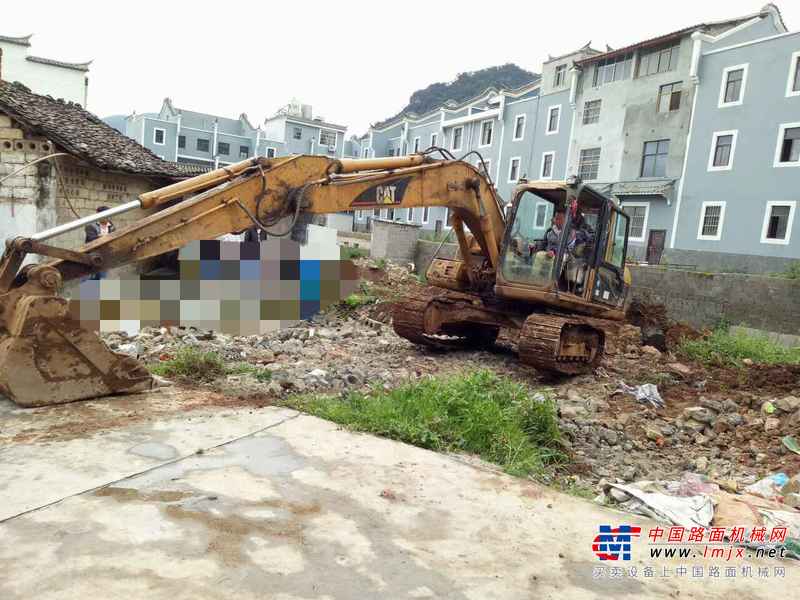 云南出售转让二手8630小时2004年卡特彼勒312C挖掘机