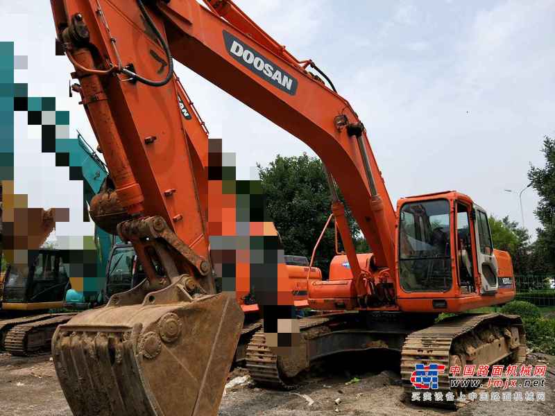山西出售转让二手6100小时2012年斗山DH300挖掘机
