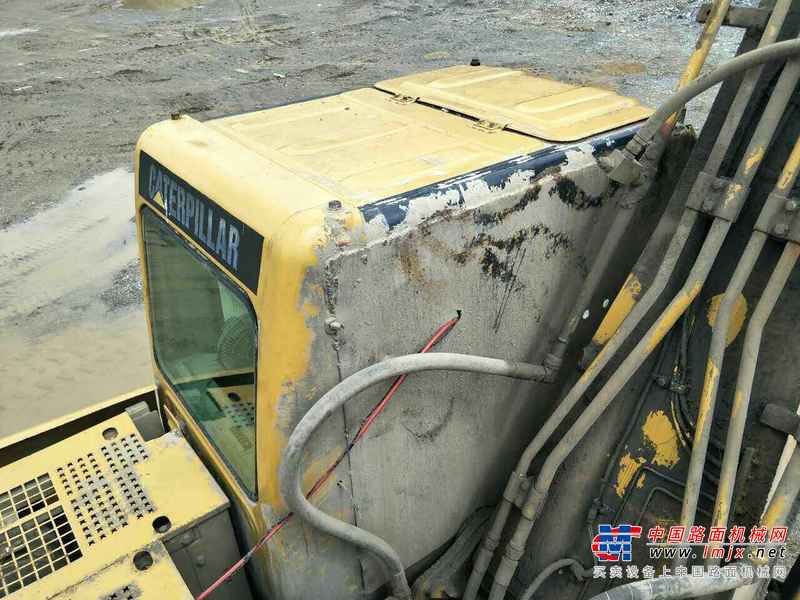 云南出售转让二手15412小时2003年卡特彼勒320C挖掘机