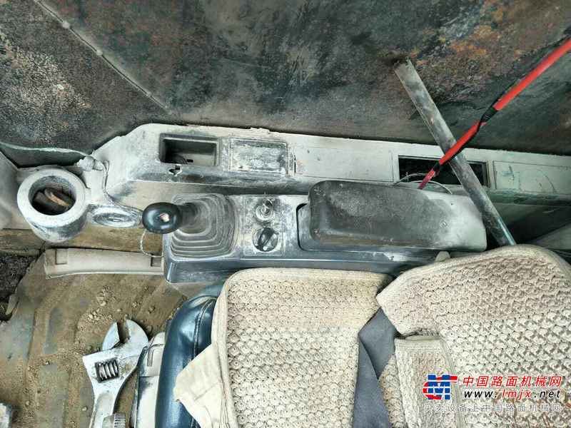 云南出售转让二手15412小时2003年卡特彼勒320C挖掘机