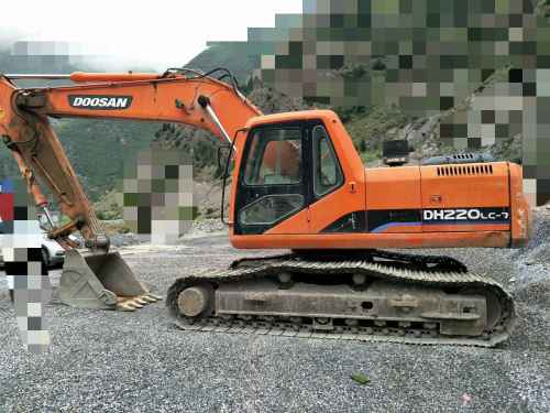 甘肃出售转让二手5000小时2010年斗山DH220LC挖掘机
