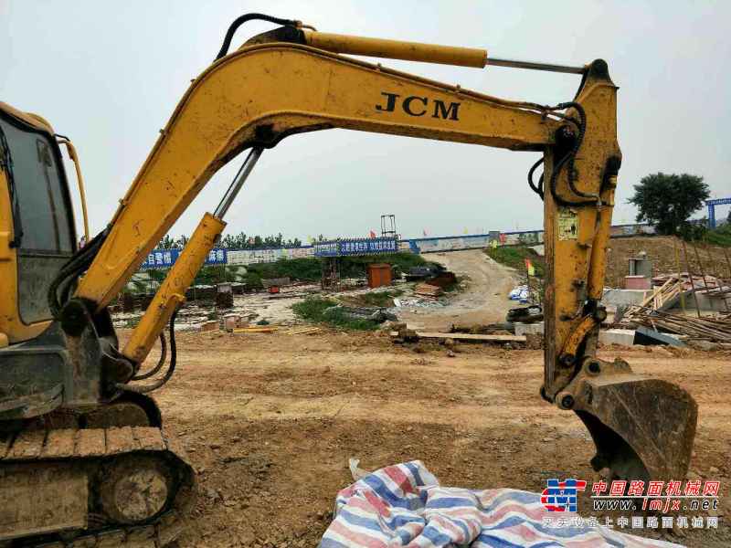 安徽出售转让二手6700小时2011年山重建机JCM906D挖掘机