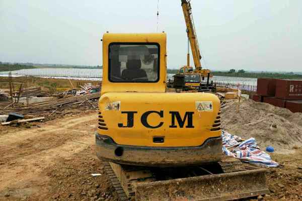 安徽出售转让二手6700小时2011年山重建机JCM906D挖掘机