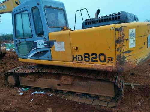 江西出售转让二手6500小时2011年加藤HD820R挖掘机