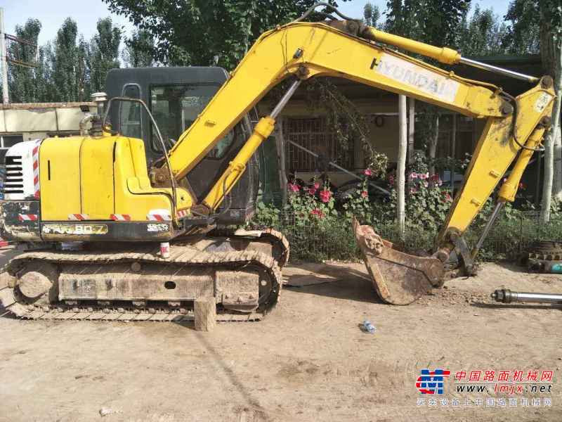 内蒙古出售转让二手8300小时2009年现代R80挖掘机
