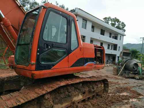江西出售转让二手9000小时2009年斗山DH220挖掘机