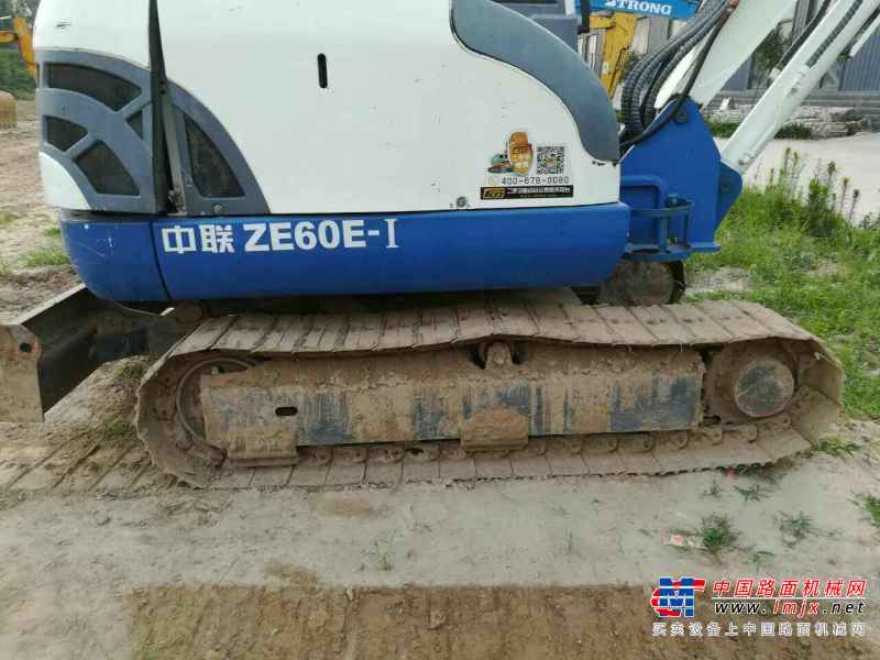 河南出售转让二手5000小时2011年中联重科ZE60挖掘机