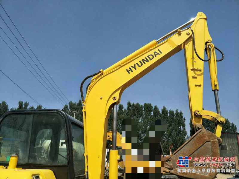河北出售转让二手11000小时2009年现代R60挖掘机
