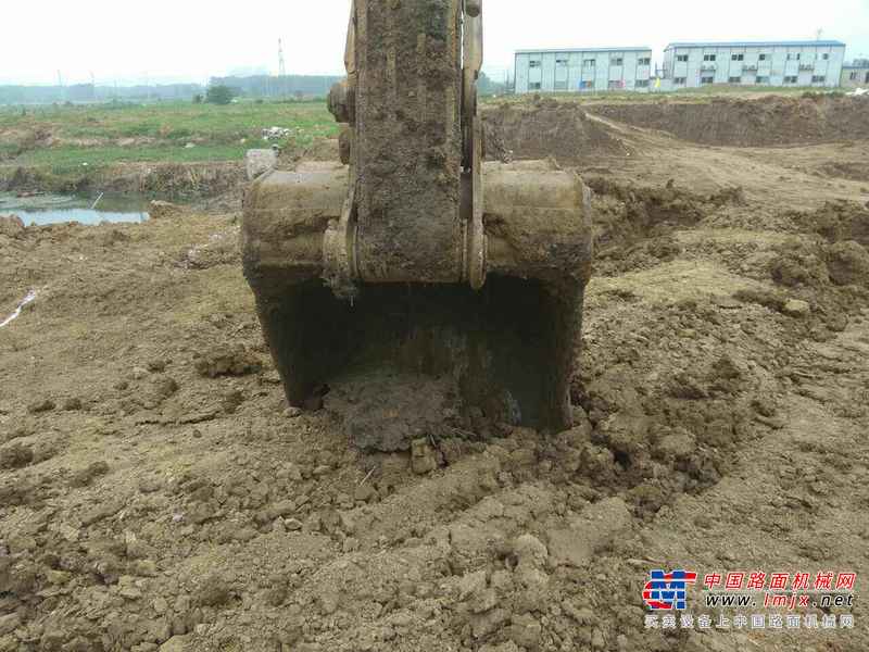 安徽出售转让二手8415小时2010年沃尔沃EC210B挖掘机