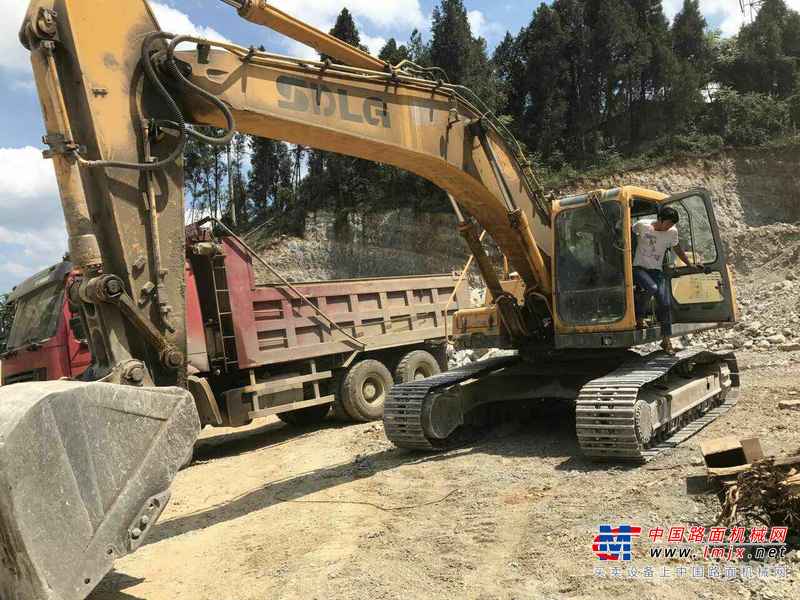 贵州出售转让二手6000小时2012年临工LG6300挖掘机