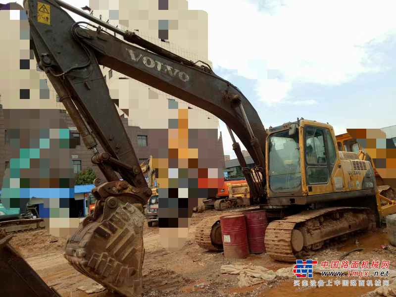 云南出售转让二手17658小时2009年沃尔沃EC210B挖掘机