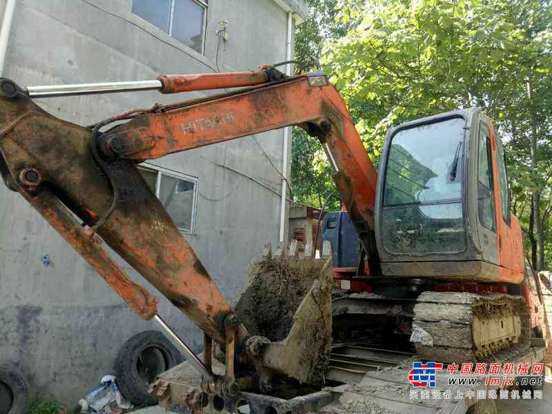 安徽出售转让二手11000小时2010年日立ZX70挖掘机