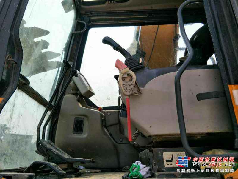 重庆出售转让二手8000小时2012年三一重工SY135C挖掘机