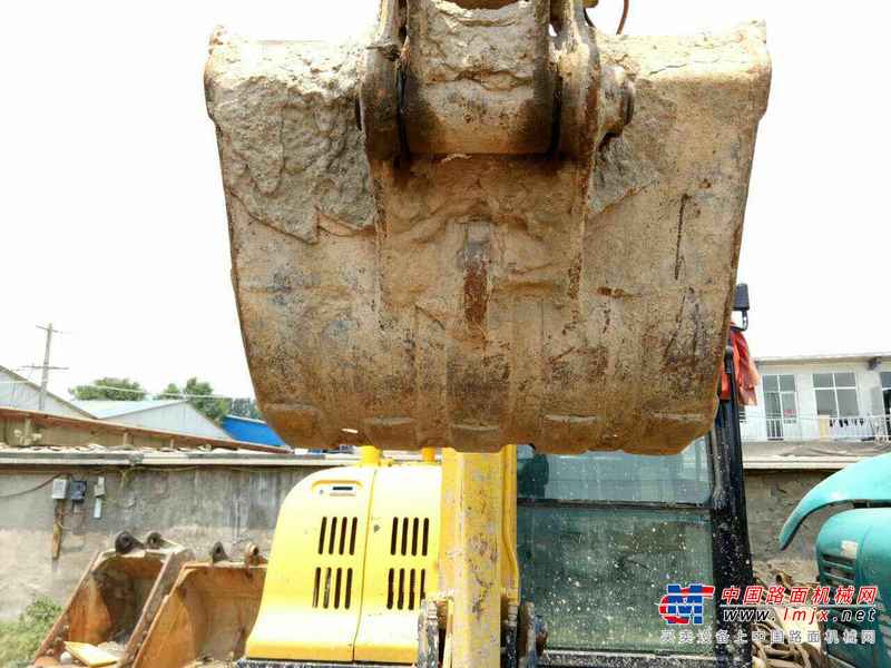 山东出售转让二手3400小时2014年现代R60挖掘机