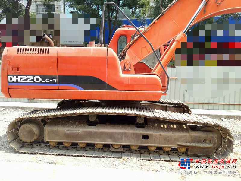 山西出售转让二手10000小时2009年斗山DH220挖掘机