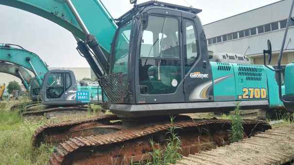 湖北出售转让二手7700小时2013年神钢SK270D挖掘机