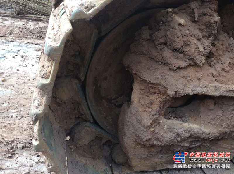 云南出售转让二手8200小时2011年斗山DH225LC挖掘机