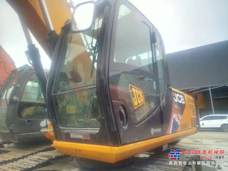 北京出售转让二手3000小时2013年JCBJS240LC挖掘机