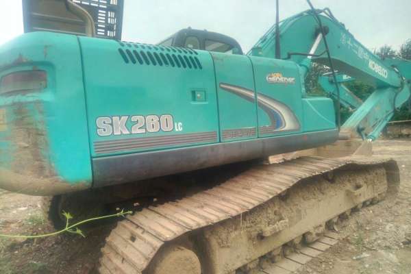 北京出售转让二手6700小时2011年神钢SK260LC挖掘机