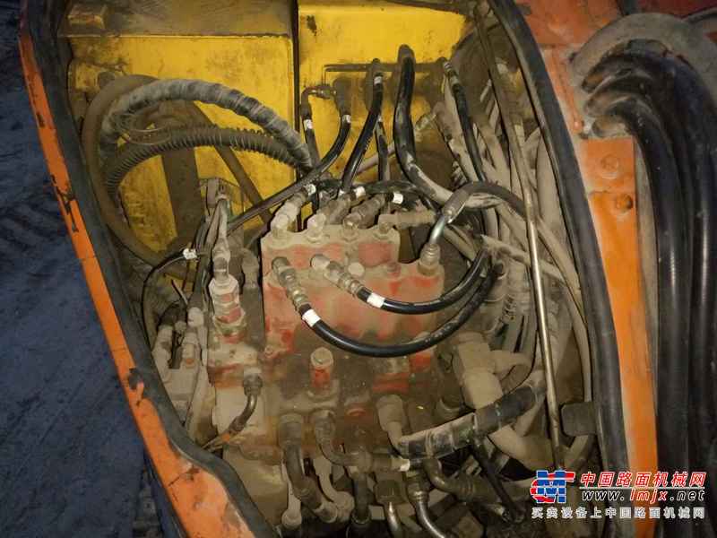 河北出售转让二手7000小时2012年日立EX75UR挖掘机