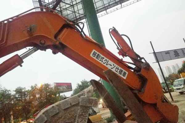 河北出售转让二手7000小时2012年日立EX75UR挖掘机