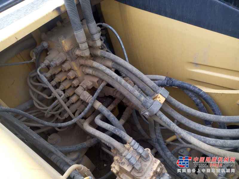 河北出售转让二手4000小时2009年小松PC110挖掘机