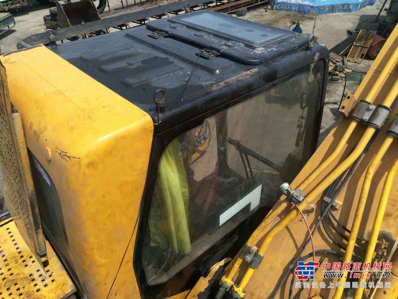 内蒙古出售转让二手12000小时2009年龙工LG6220挖掘机