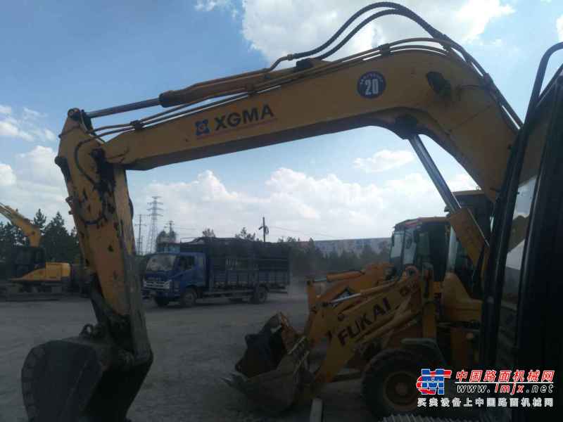 黑龙江出售转让二手6000小时2012年厦工XG808挖掘机
