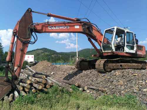 内蒙古出售转让二手18000小时2003年大宇DH220LC挖掘机