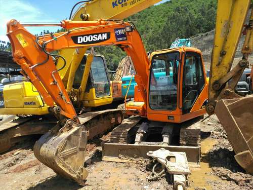 云南出售转让二手7600小时2011年斗山DH80GOLD挖掘机