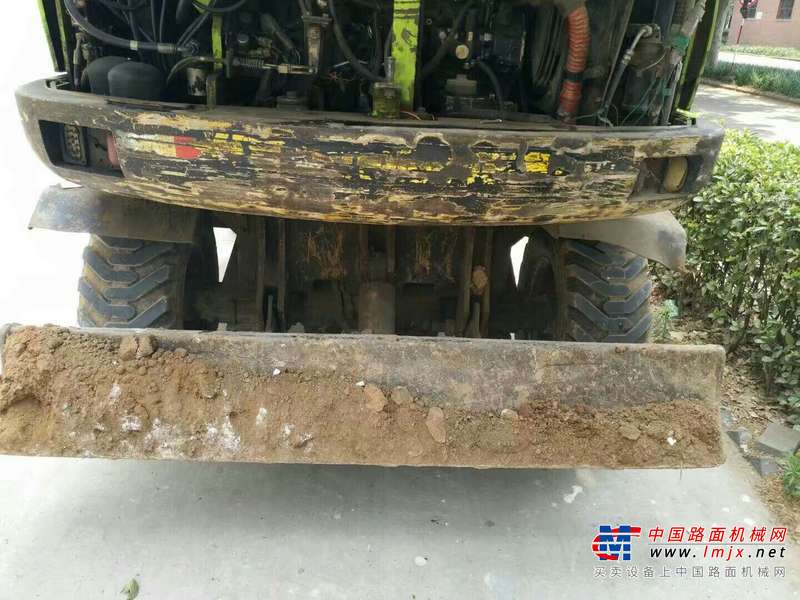 河南出售转让二手9860小时2007年现代轮挖R60W挖掘机
