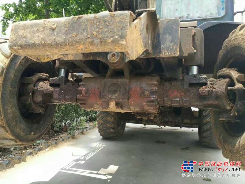 河南出售转让二手9860小时2007年现代轮挖R60W挖掘机