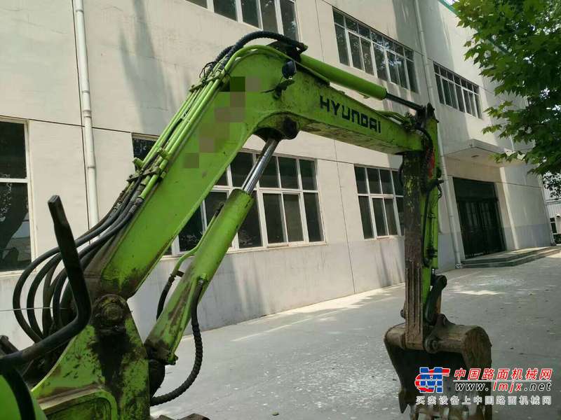 河南出售转让二手9860小时2007年现代轮挖R60W挖掘机