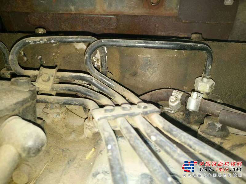 河南出售转让二手9860小时2007年现代轮挖R60W挖掘机