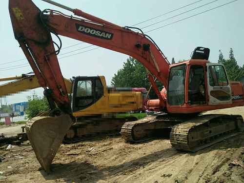陕西出售转让二手6000小时2010年斗山DH220LC挖掘机