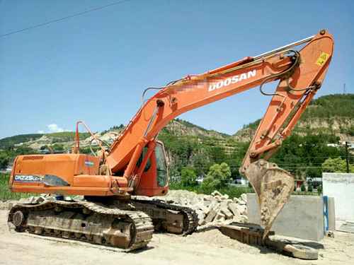 山西出售转让二手8000小时2010年斗山DH225LC挖掘机